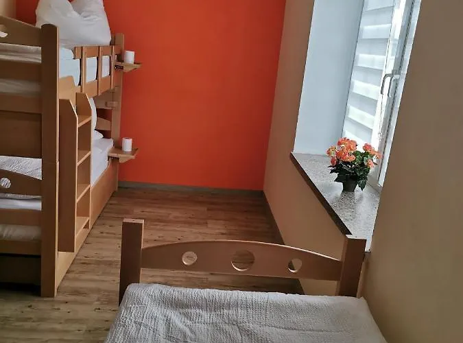 Gaestewohnung Schoenfeld Апартаменты Frohburg